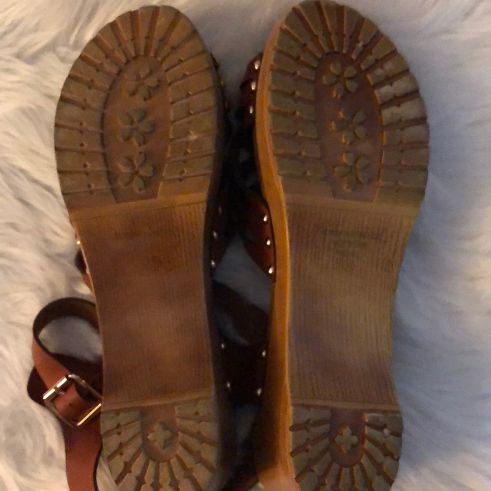 Sandals - Picture 9 of 9